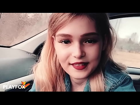 ❤️ セクシーなベイブは喜んで割引カードに吸い付く ロシアポルノ ❌️❤